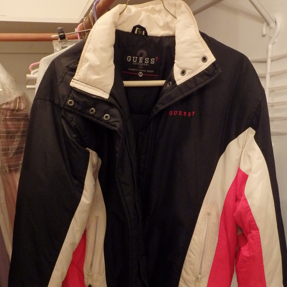 Womens GUESS Heavy Jacket- Size M- excellent!!!